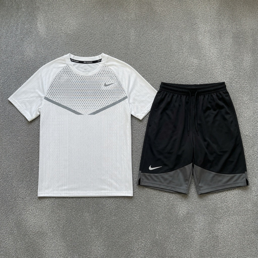 Nike Activewear 2 piece ( Next Day Delivery )