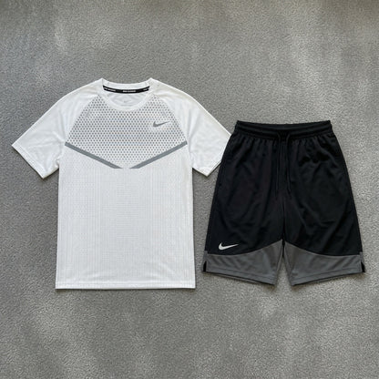 Nike Activewear 2 piece ( Next Day Delivery )
