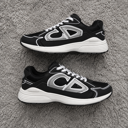 Black & White B30s